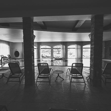 Hotel Remes Opalenica Ngoại thất bức ảnh