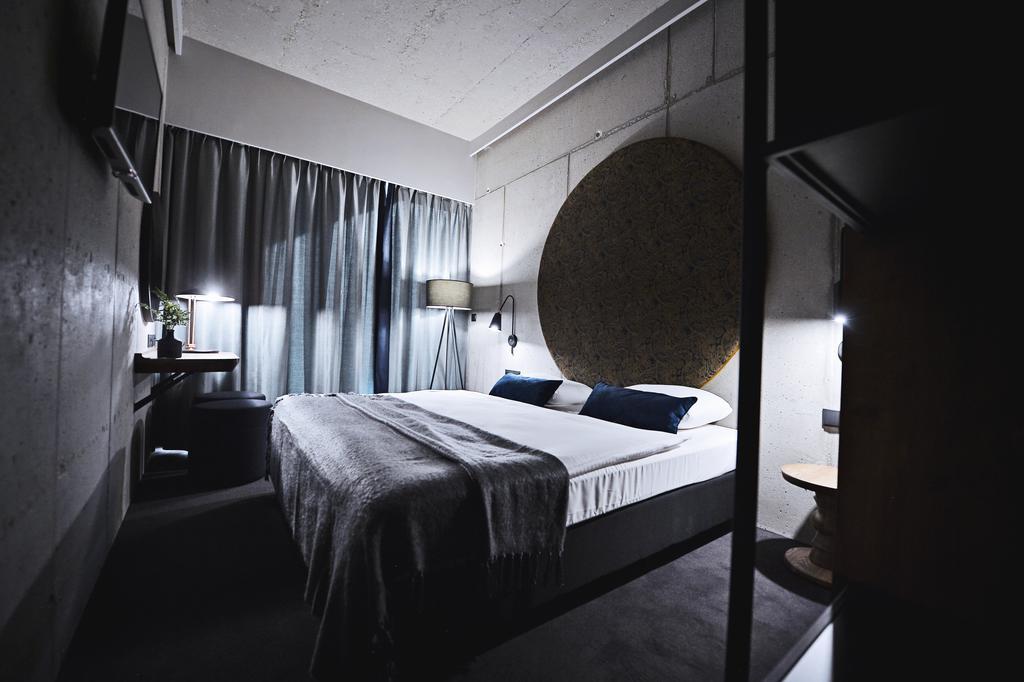 Hotel Remes Opalenica Ngoại thất bức ảnh