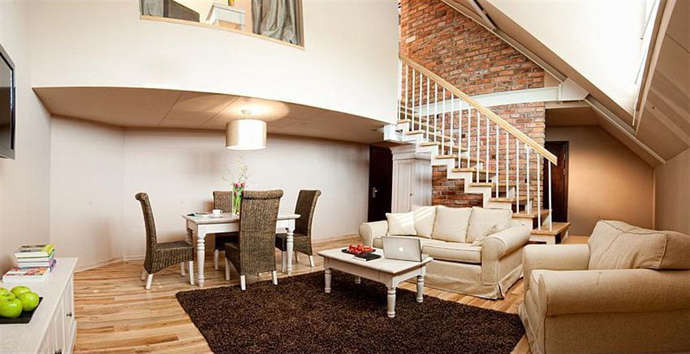 Hotel Remes Opalenica Ngoại thất bức ảnh