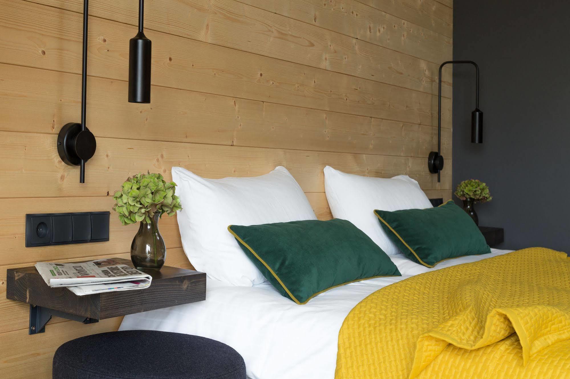 Hotel Remes Opalenica Ngoại thất bức ảnh