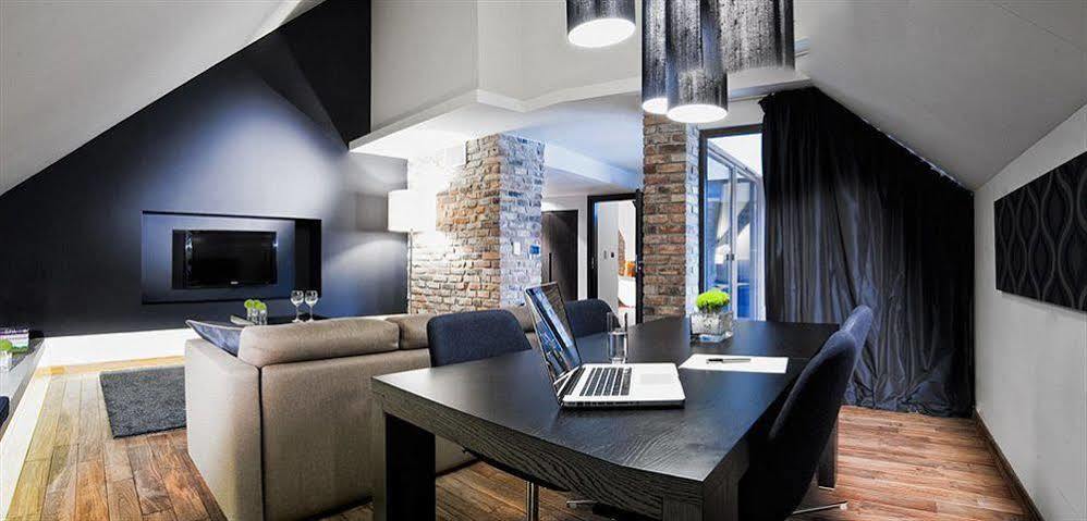 Hotel Remes Opalenica Ngoại thất bức ảnh