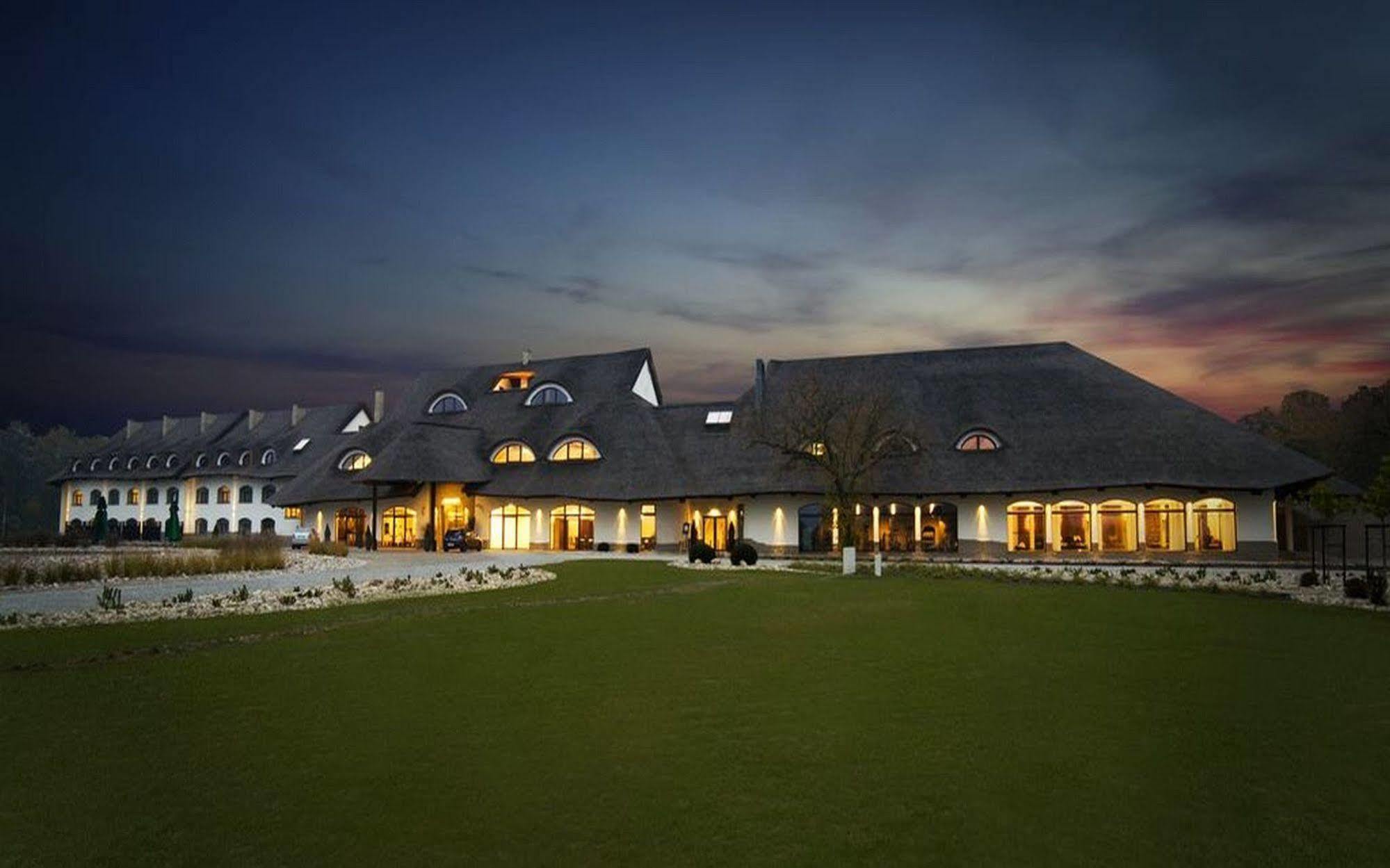 Hotel Remes Opalenica Ngoại thất bức ảnh